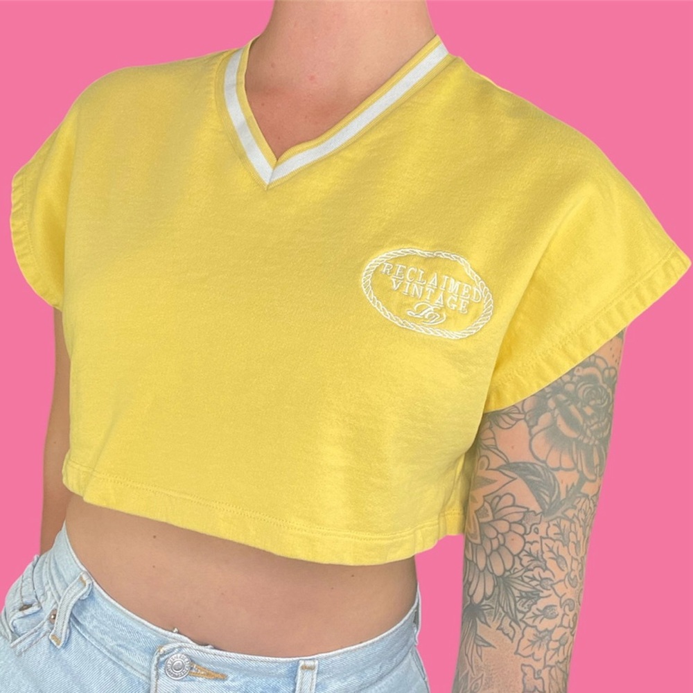 🍋 80’s Inspired Yellow Crop Top 🍋